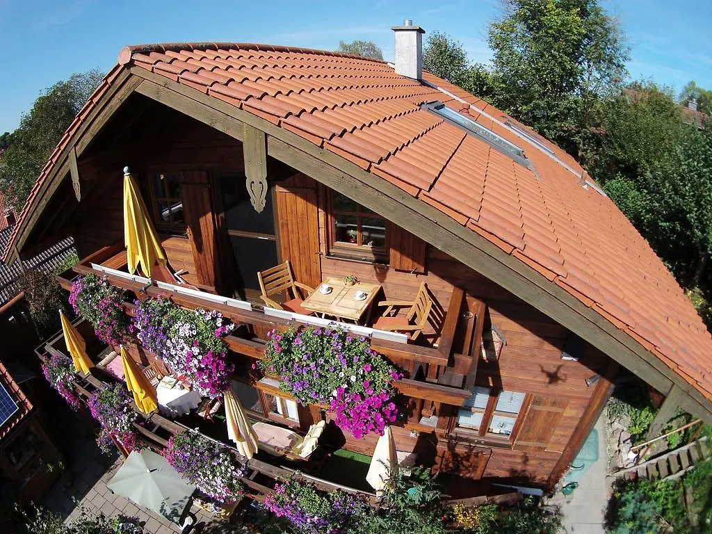 Chiemsee-Ferienwohnungen Traunstein Apartman